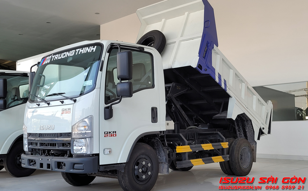 Xe Ben Isuzu 1T9 QKR 230 QLR77FE4 3